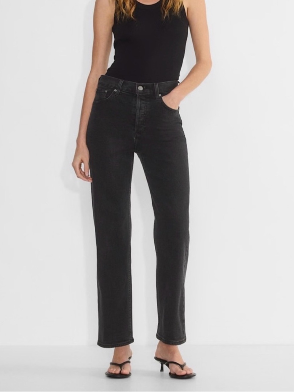 Aritzia Straight Leg High-Rise Jeans in Black - Picture 1 of 4